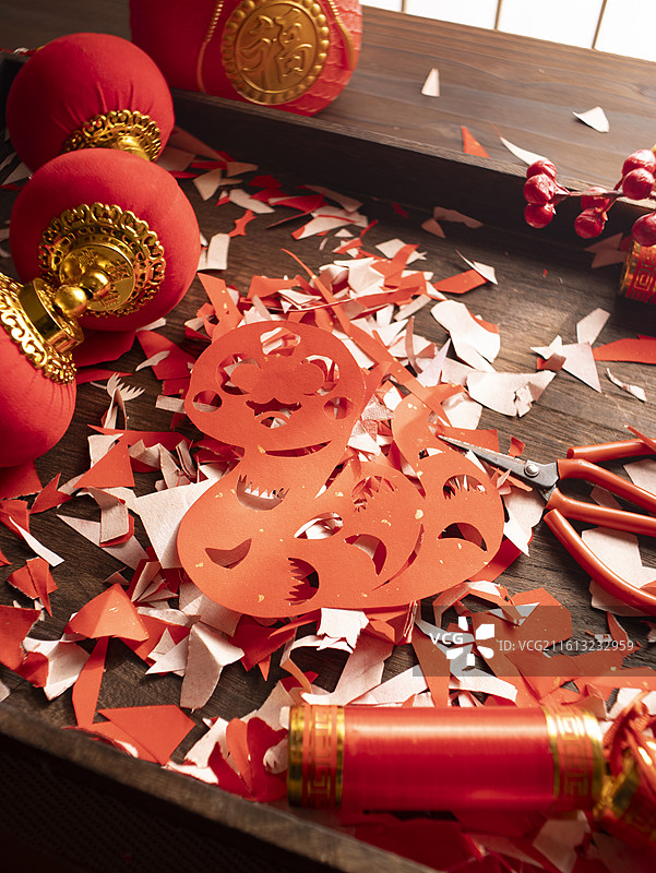 春节剪纸剪窗花红纸图片素材