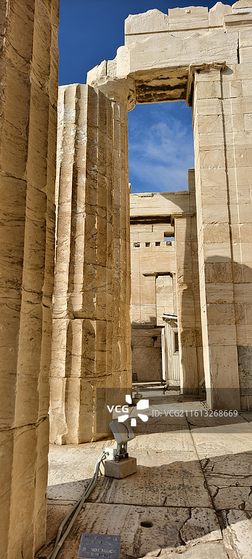 希腊雅典卫城（其中包括山门，帕特农神庙，伊瑞克提翁神庙，雅典娜胜利神庙）图片素材