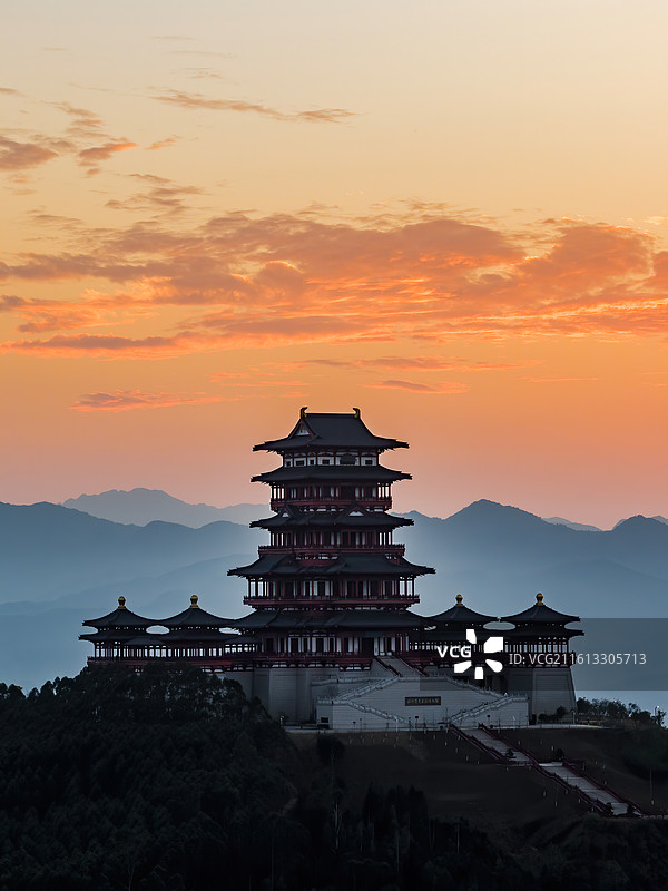 中国广东省韶关市曲江区张九龄纪念公园图片素材