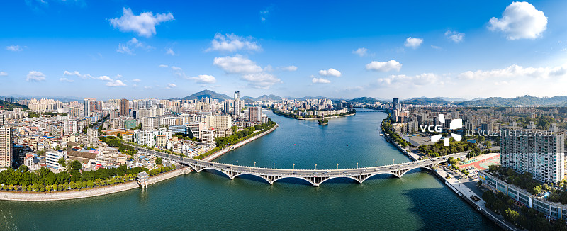 中国广东省韶关市北江桥图片素材