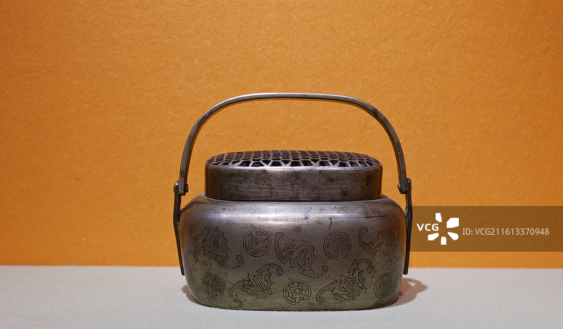 白铜手炉 清 鄂尔多斯市博物院图片素材