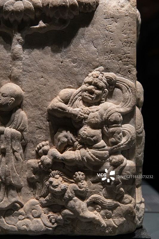 辽代石雕舍利函图片素材