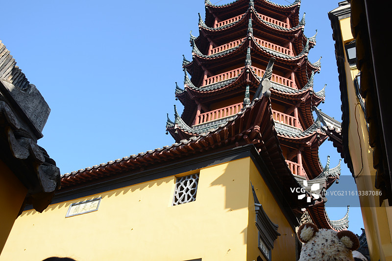 镇江金山旅游景区金山寺慈寿塔江天禅寺佛教禅宗图片素材