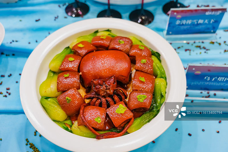 乌子煨肉  山东日照“日出东方宴”的菜品图片素材