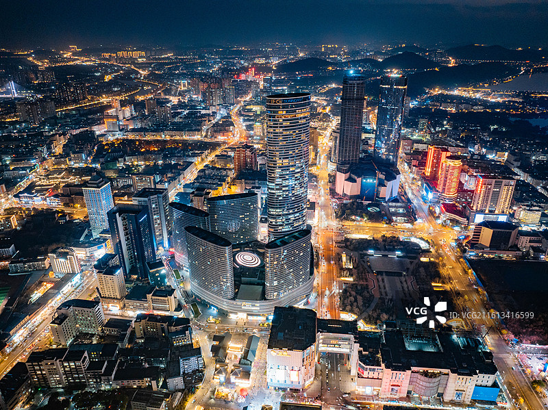 徐州航拍市中心夜景苏宁广场图片素材