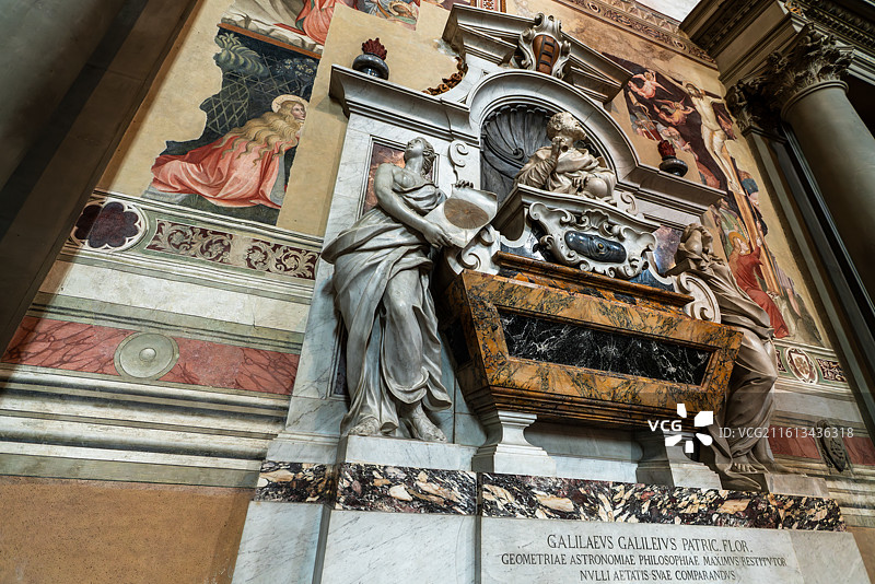 意大利佛罗伦萨圣十字教堂伽利略墓图片素材
