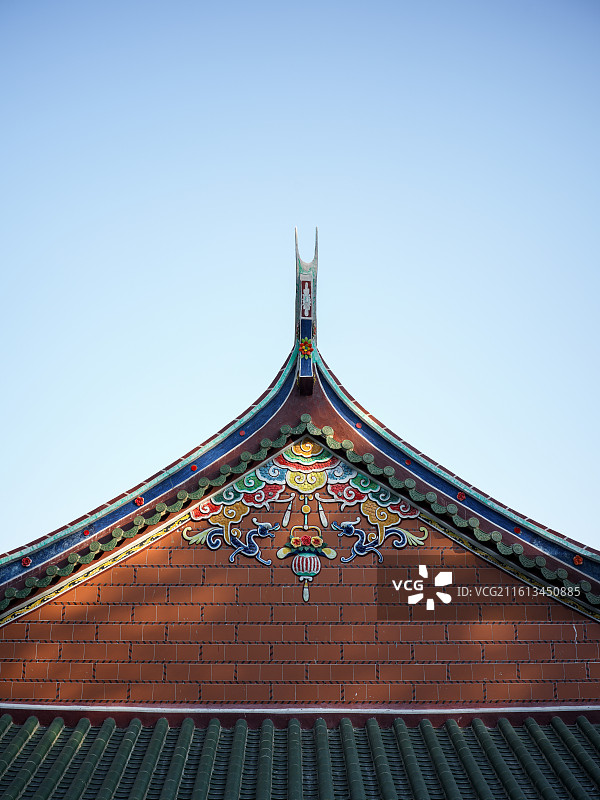 福建省漳州市七首岩寺闽南传统建筑屋顶图片素材