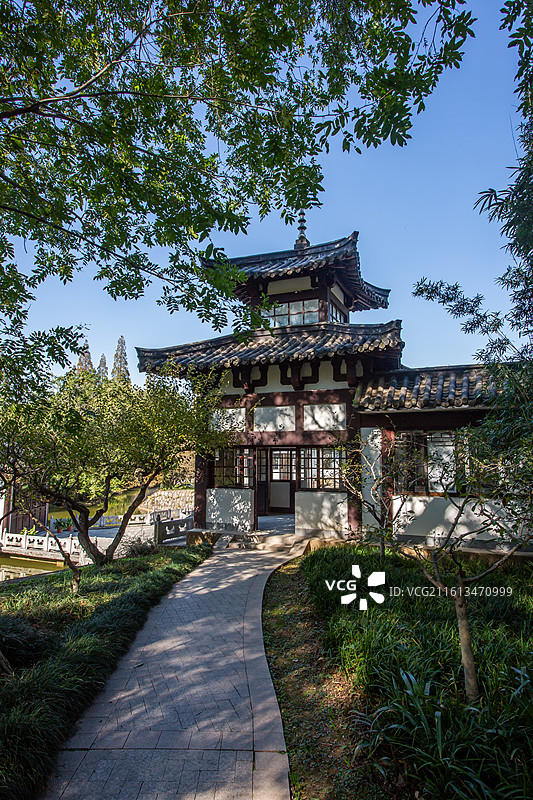 江苏省镇江市南山风景名胜区文苑景区——文苑水榭图片素材