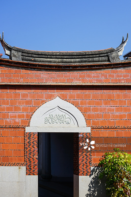 泉州清净寺，红砖闽南建筑的拱形门廊图片素材