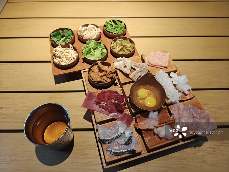 云南过桥米线套餐图片素材