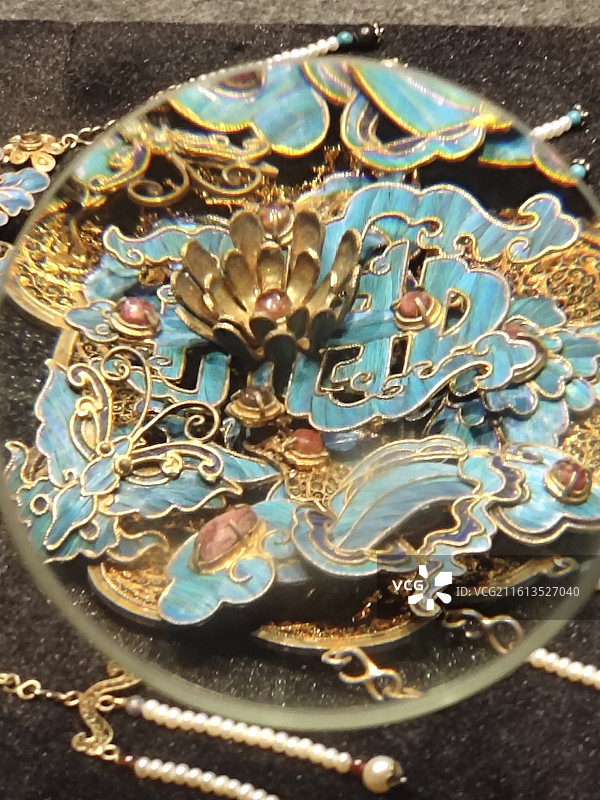 广州十三行博物馆-各类古董，历史文物，艺术品，木制家具，广绣展品。图片素材