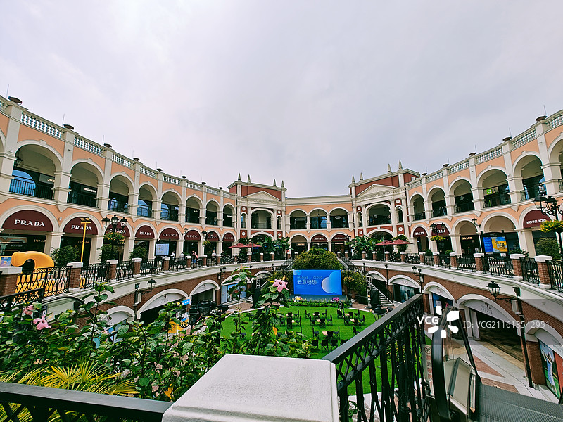 佛山市南海区佛罗伦萨小镇中央露天地带图片素材