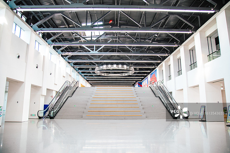 合肥骆岗中央公园 机场航站楼旧址内的城市建设馆图片素材