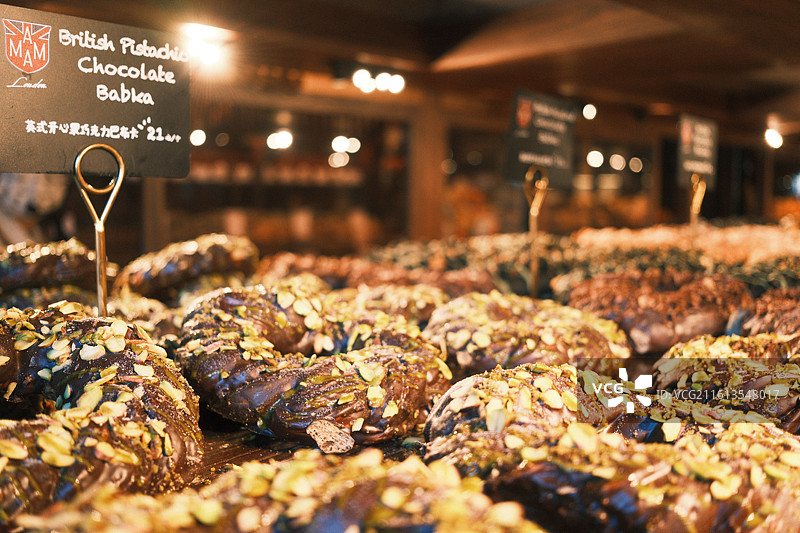 天津英伦风格烘焙店西点图片素材