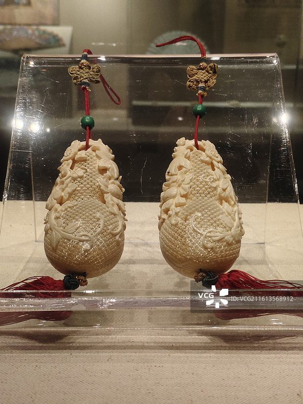 广州十三行博物馆-各类古董，历史文物，艺术品，木制家具，广绣展品。图片素材