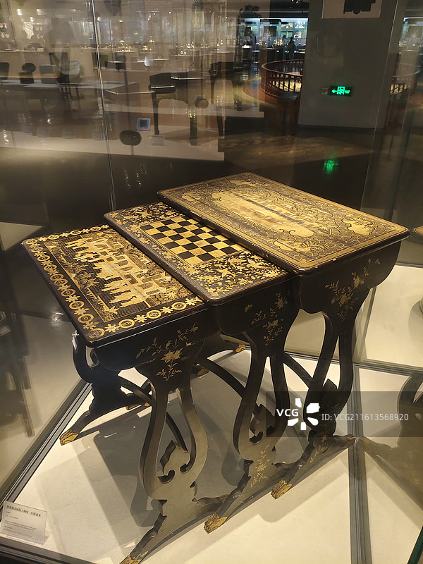 广州十三行博物馆-各类古董，历史文物，艺术品，木制家具，广绣展品。图片素材