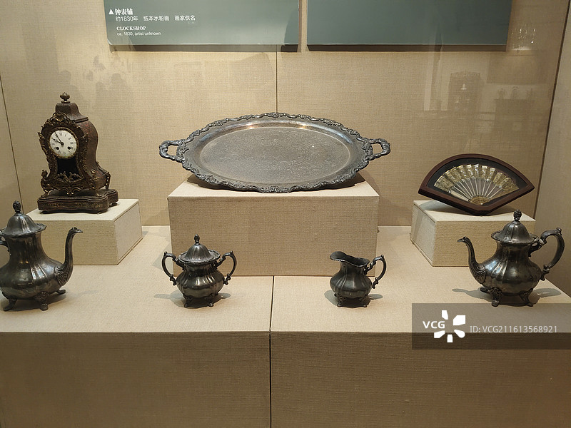 广州十三行博物馆-各类古董，历史文物，艺术品，木制家具，广绣展品。图片素材