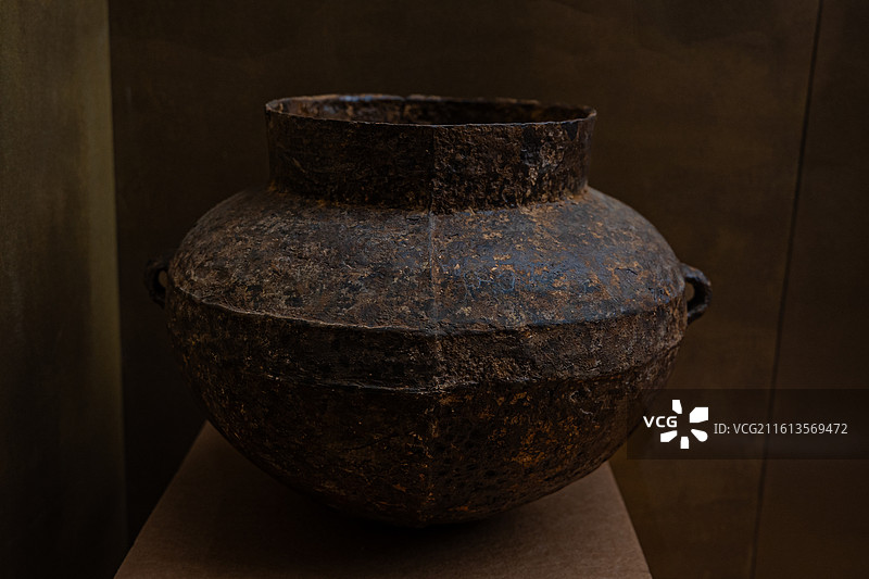 汉代 铁釜 支架 广南县民族博物馆图片素材