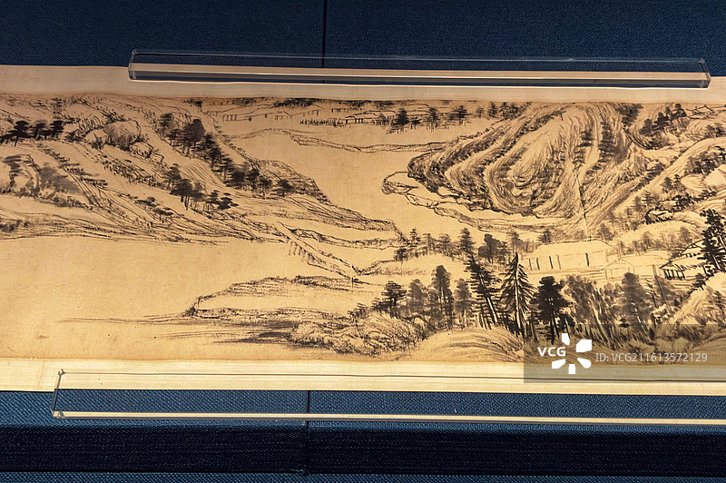 故宫博物院藏明董其昌仿黄公望山水卷图片素材