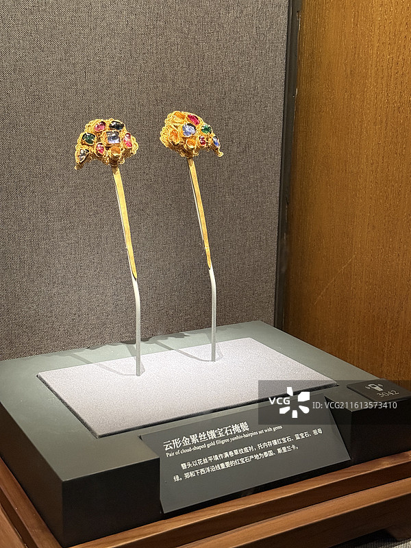 湖北省博物馆·梁庄王珍藏展览展品图片素材