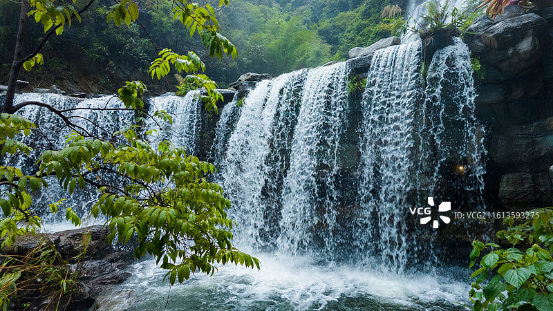 广东省清远市古龙峡瀑布图片素材