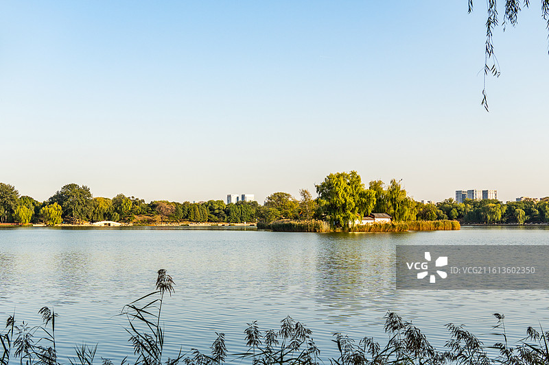 北京圆明园公园福海蓬岛瑶台图片素材