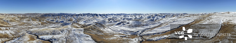 内蒙古乌兰察布去往呼和浩特红石崖景区的途中美景图片素材