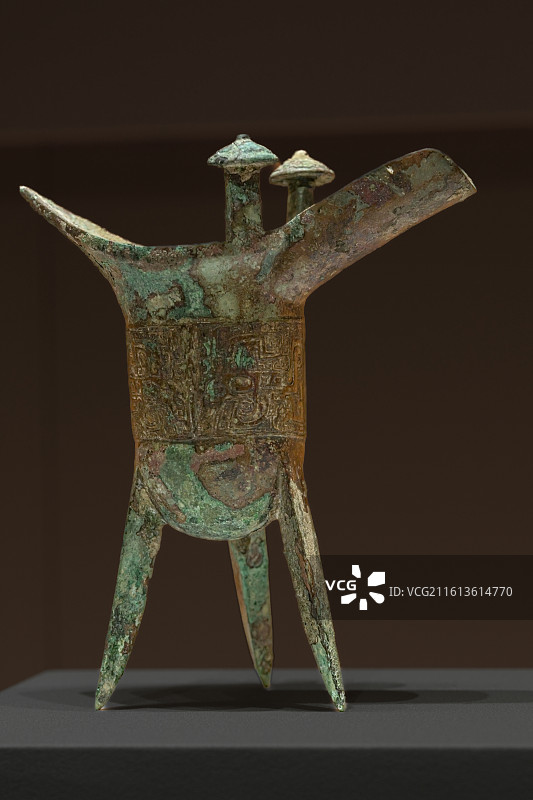 铜爵_商_中国社科院考古研究所_苏州博物馆_铸河山_中国青铜时代的兵器展图片素材