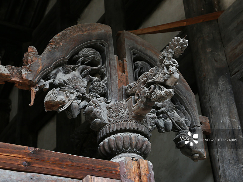 卢宅 古代民居 青砖白瓦 徽派建筑 东阳木雕 琉璃珠灯图片素材