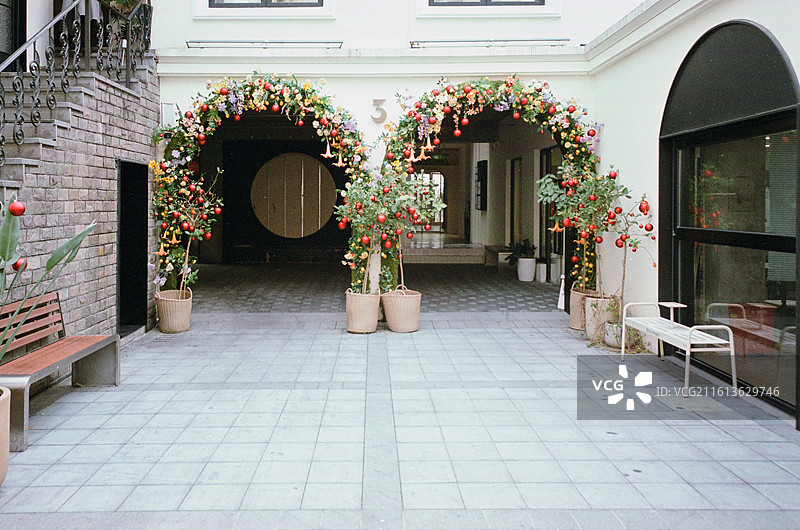 现代建筑的空旷广场图片素材