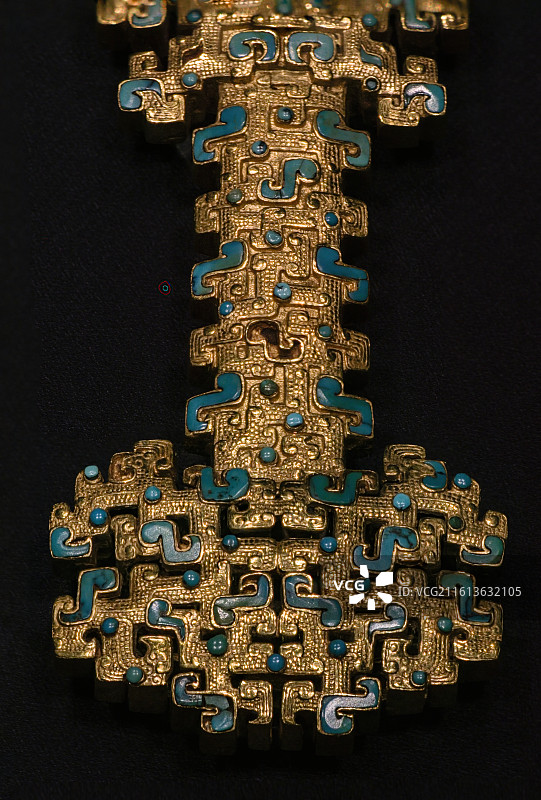 金柄铁剑_春秋_宝鸡市考古研究所_苏州博物馆_铸河山_中国青铜时代的兵器展图片素材