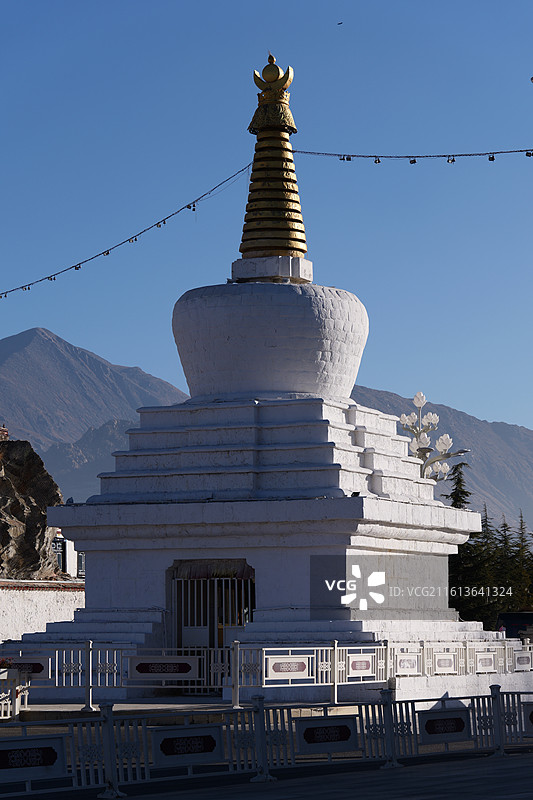 白石塔图片素材