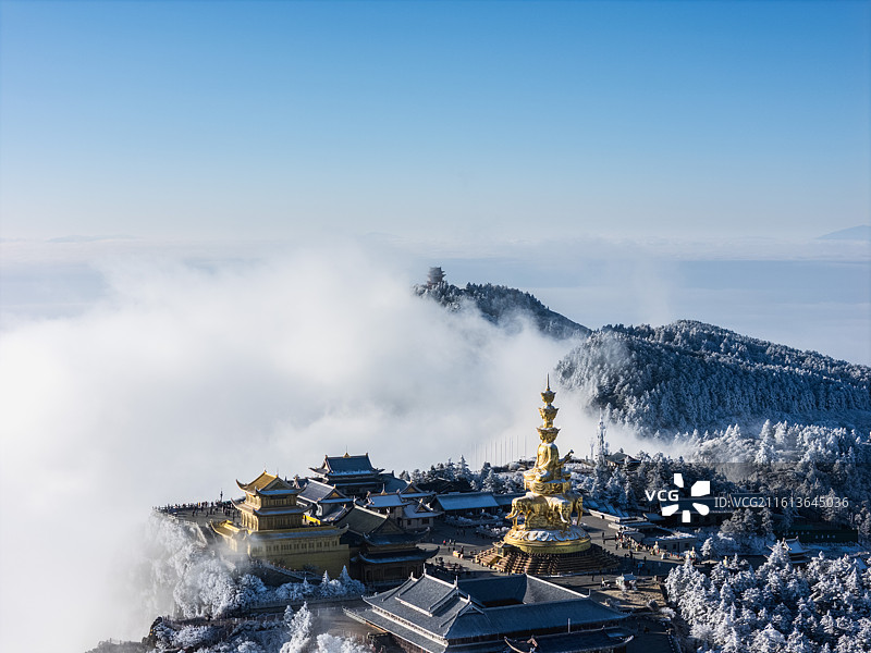 四川峨眉山风景名胜区冬季云海日出图片素材