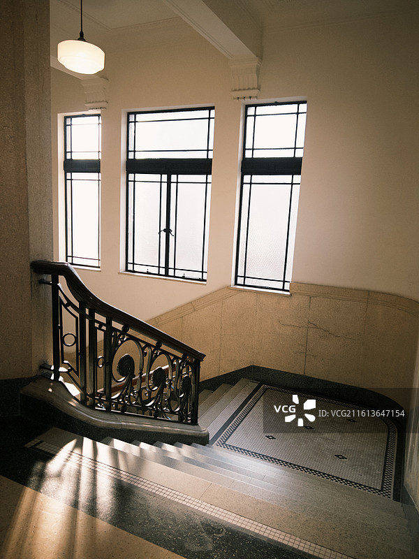 上海市文物保护建筑上海历史博物馆跑马总会旧址大楼古典主义风格建筑图片素材