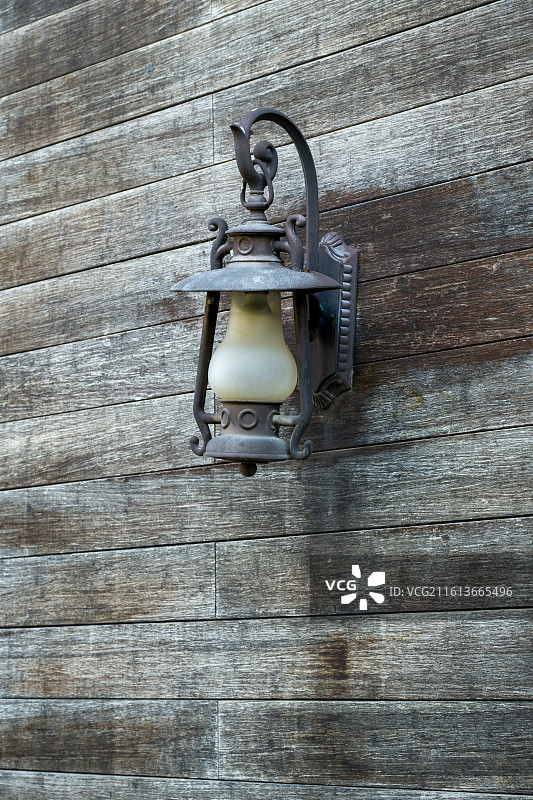 复古铁艺壁灯 木质墙面装饰灯具 路灯 壁灯 挂灯 墙灯图片素材