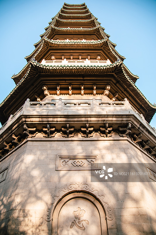 江苏南京钟山风景名胜区灵谷寺灵谷塔风光图片素材