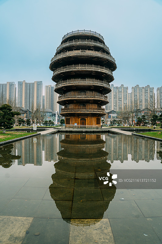 泉湖公园天空之镜图片素材