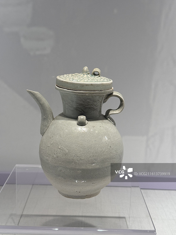 景德镇陶溪川青白瓷博物馆·宋元酒器展品图片素材