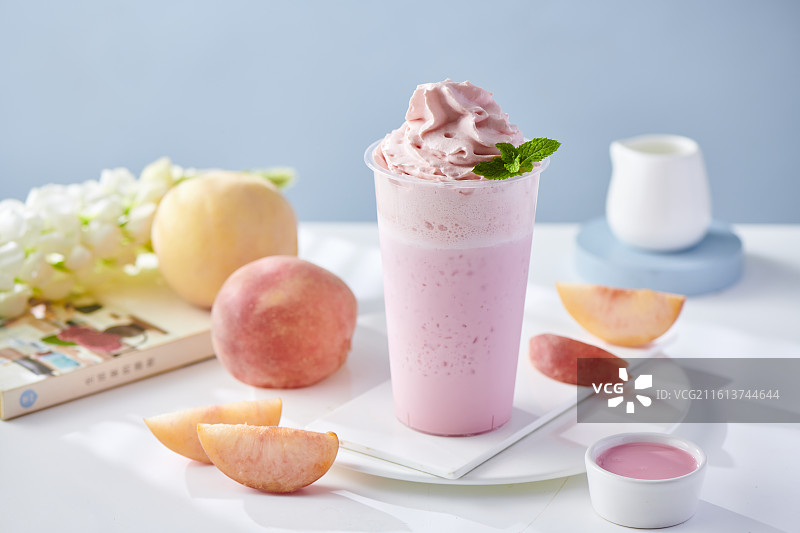 夏天奶茶 果茶冷饮 荔香桃桃图片素材