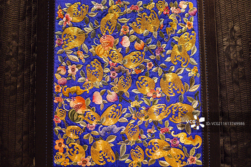 中国工艺美术馆传统服饰刺绣工艺布艺图片素材