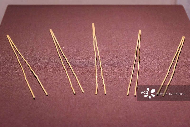 金钗一组 北京通州大运河博物馆“宋韵辽风”易县大北城宋辽金银器窖藏展图片素材