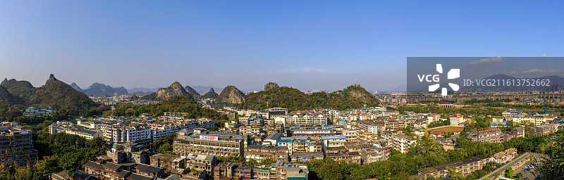 广西桂林之独秀峰上看桂林图片素材