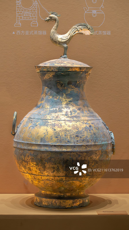 西安博物馆——鎏金凤鸟铜钟图片素材