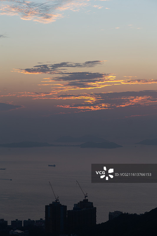 香港太平山顶的海上落日图片素材