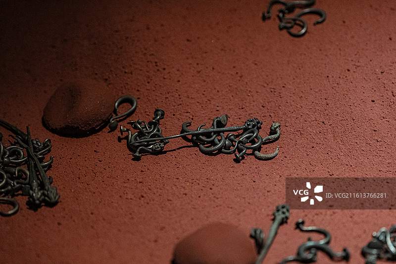 明代 明花形银发簪 明银耳坠 眉山市彭山区文保所藏 临平博物馆 张献忠江口沉银展图片素材