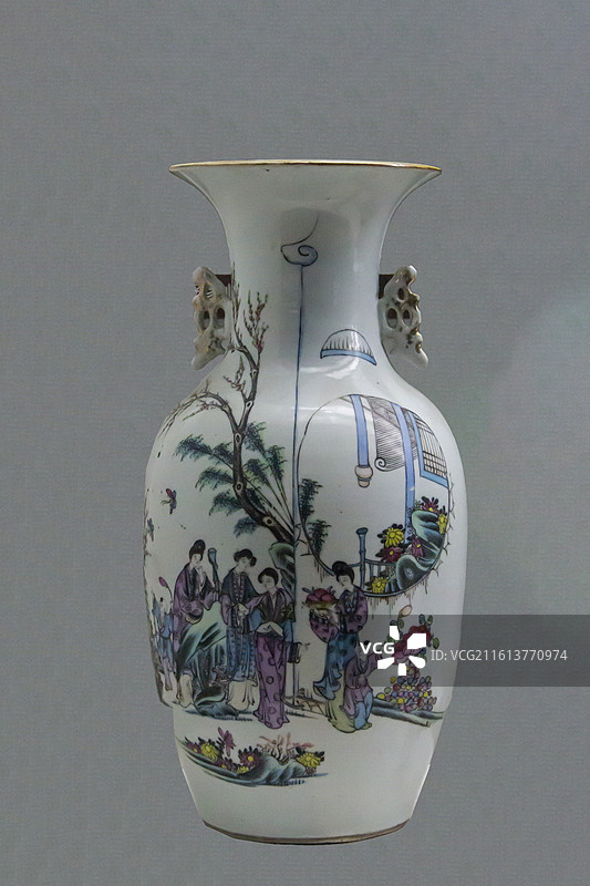 北京市永定河文化博物馆（门头沟区博物馆）：人面桃花双系瓶（民国，区文管所移交）图片素材