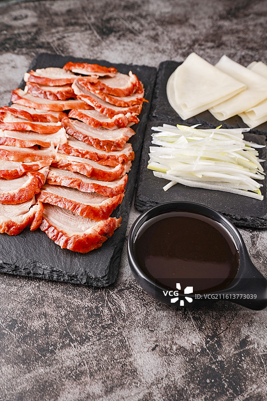 北京烤鸭切片套餐图片素材