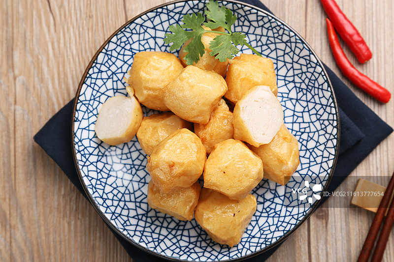 香炸墨鱼球图片素材