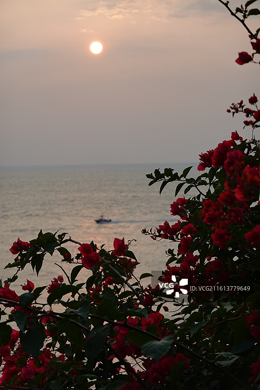 北海流下村，冠头岭海滩日落和北海老街夜景图片素材