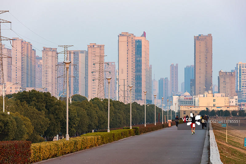 九江市八里湖北堤健身步道图片素材